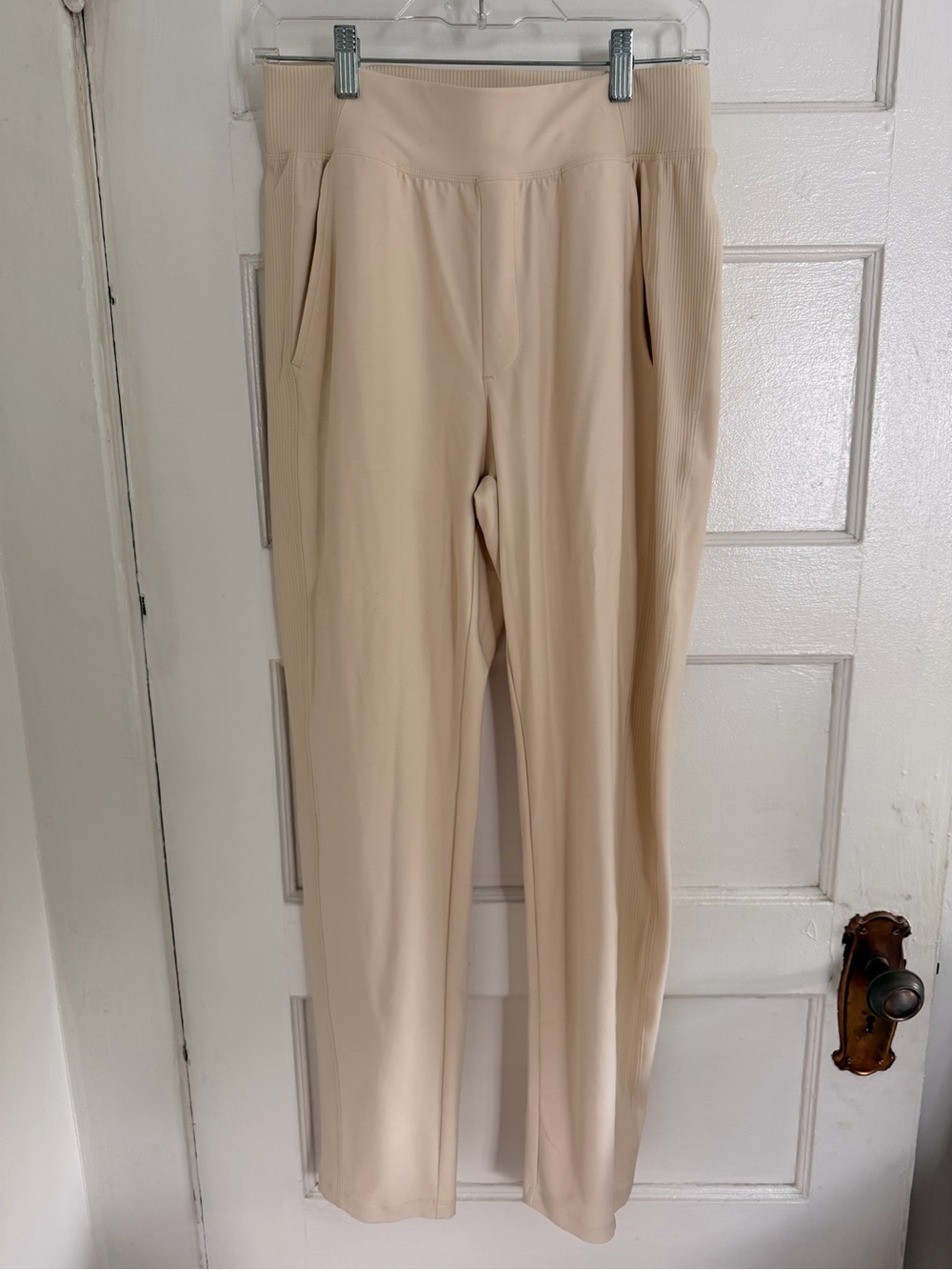 Old Navy Cream Powersoft Track Pants sz MED TALL